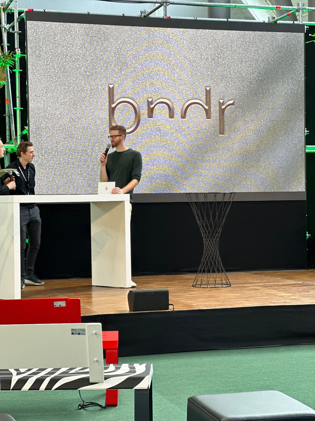 Vision Stage 2026 — Ein lebendes Ornament